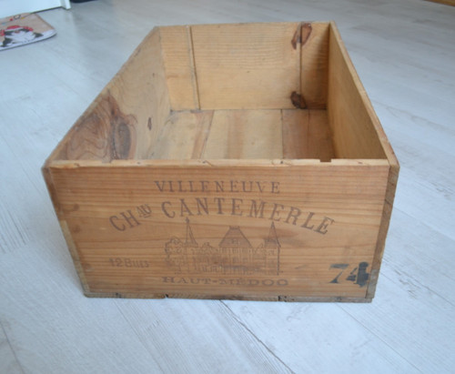 Belle caisse à - caisse, (vide)