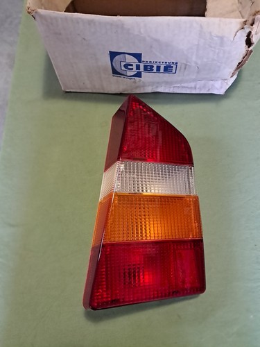 Citroën berline feu ar - cx,