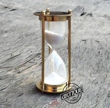 Ancien petit sablier en laiton
