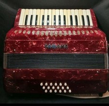 Yamaha Accordéon, Red, 32