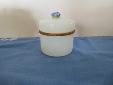 ancienne boite en opaline et