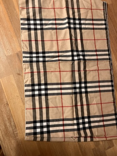 écharpe burberry beige noir - Écharpe,