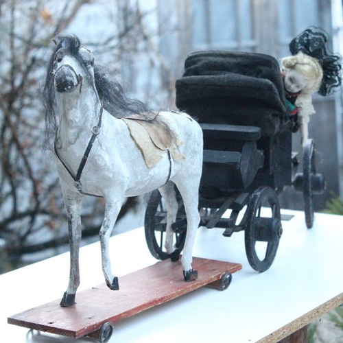 Calèche ancienne avec landau