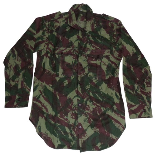Chemise camouflée armée