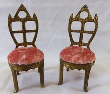 2 anciennes petites chaises