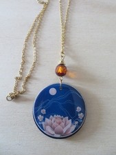 Collier fleur de lotus et
