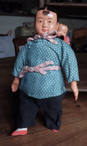 Poupée asiatique maman bébé
