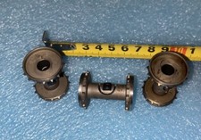 3 DEBITEURS DE CROIX DE MALTE  POUR PROJECTEUR 35MM CINEMA