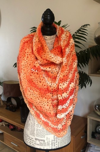Châle fait main - , crochet