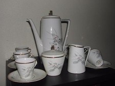 SERVICE A CAFE EN PORCELAINE DE BAVIERE "MITTERTEICH" 19 - 15 PIECES