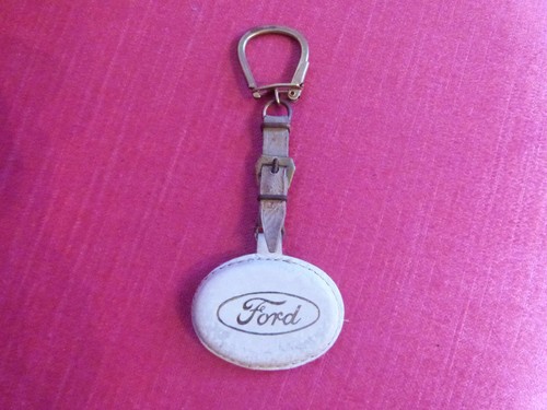Ancien porte clés simili cuir - ancien, porte-clés