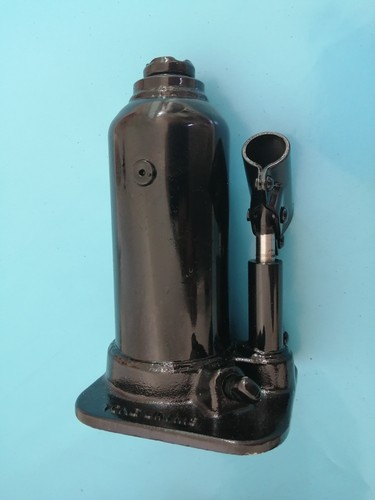 Cric hydraulique neuf tonnes - neuf, 2