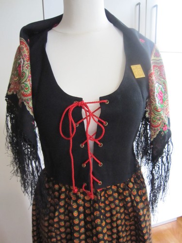 Typical friulian costume - typical, size