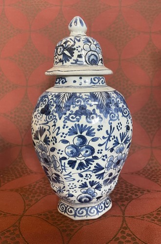 Petit vase couvert faïence - couvert, en