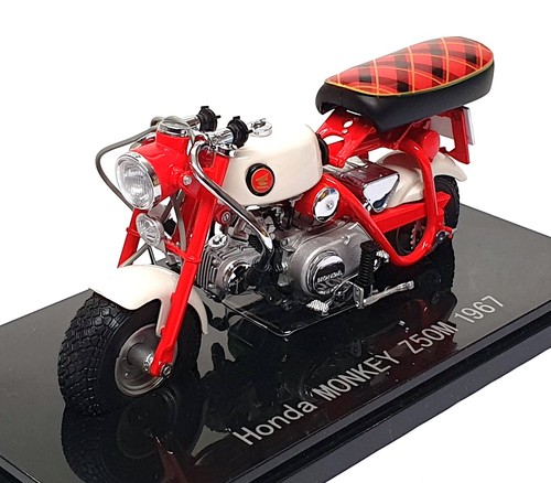 Ebbro scale 10002 1967 - 1/10,