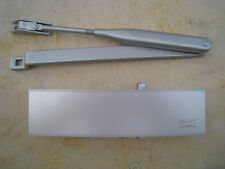 Ferme porte Dorma Kaba TS