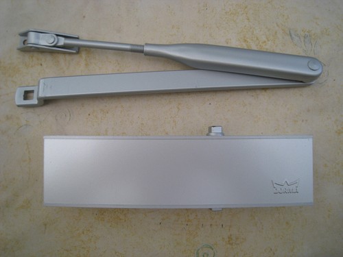 Ferme porte dorma kaba - dorma,