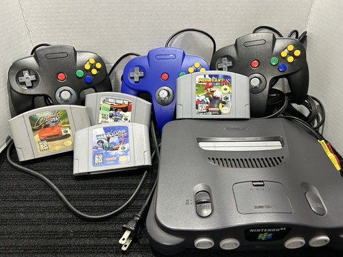 Nintendo gray console 3 - gray, w/