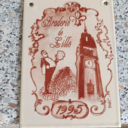Plaque émaillée