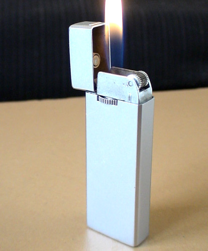 Briquet ancien roventa pub - -,
