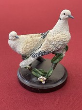 THE COUNTRY BIRD COLLECTION 2002 N23 The Turkish Dove Figurine Bird