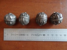 lot de 4 petites perles