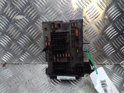 Boitier fusibles peugeot 307 - fusibles,