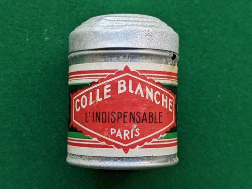 Ancienne boîte fer - en,