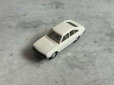 Wiking 1:87 VW Passat B1 écru