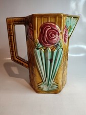 Pichet art déco en barbotine