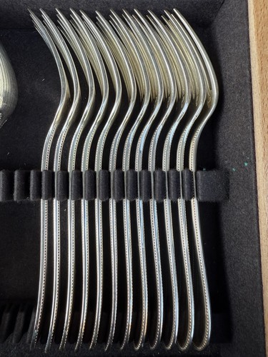 Argenterie fourchettes à - 12,