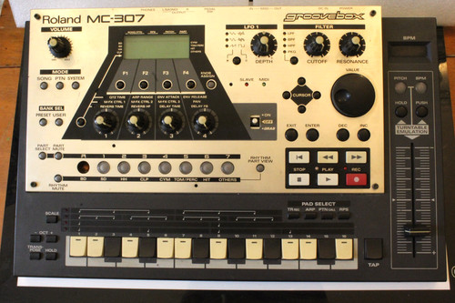 Roland 307 groovebox - roland,
