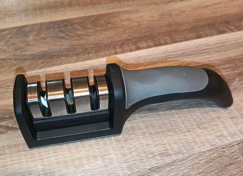Aiguiseur affûteur couteau - de,