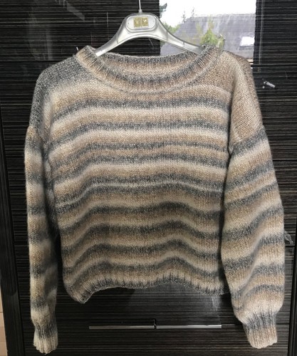 Pull tricoté main - tricoté, gris