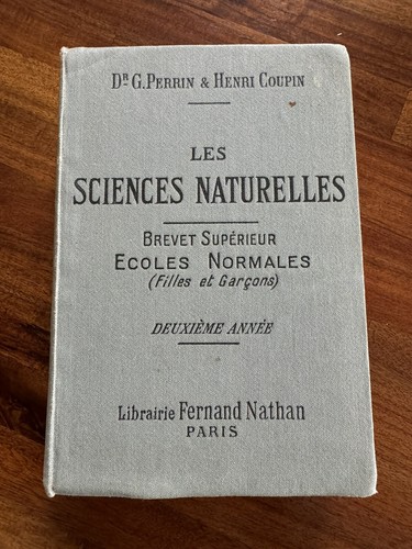 Livre scolaire sciences - scolaire,