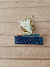 "Pin's Pins Pin Enamel 28 Sailing Chariot ""New Caledonia""