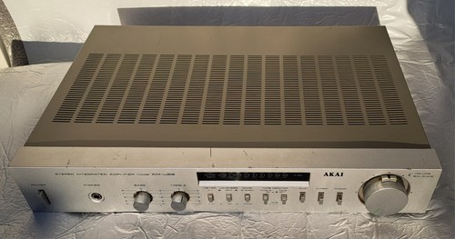 Amplificateur stereo akai - amplificateur,