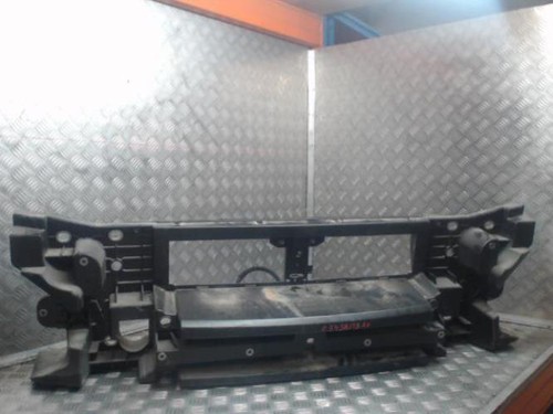 Traverse inferieure iveco - inferieure,