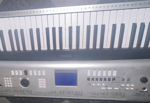 Yamaha psr 540 - psr-540, 76-key
