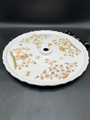 Ancien plateau fromages en - plateau, a