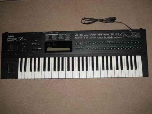 Yamaha dx7 avec un - avec,