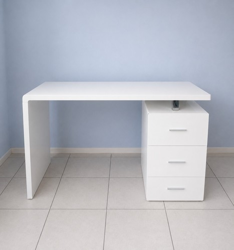 Bureau blanc rectangulaire
