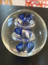 PRESSE PAPIER VERRE D’ART