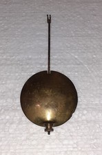 UN BALANCIER D'HORLOGE. DIAMETRE ENVIRON 6 CM POUR MOUVEMENT FIN 19 ème