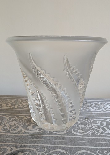 Lalique vase fougeres - -,