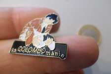 Badge pin s broche  la COLOMBO