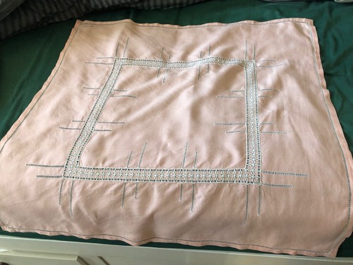 Petite nappe carrée - , ancienne