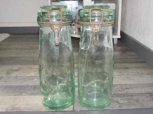 Deux anciens bocaux verre - en,