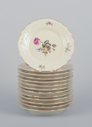 Royal copenhagen - royal,