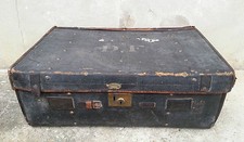 Ancien coffre malle de voyage